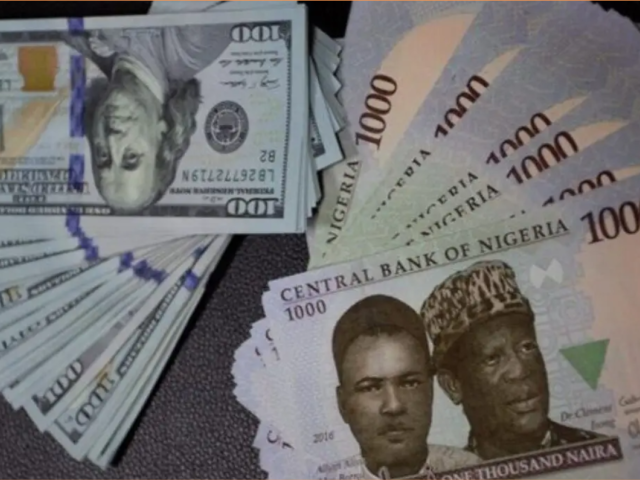 Photo of US and Nigerian currencies